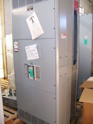 Siemens 1600AMP main circuit breaker panelboard 480/277