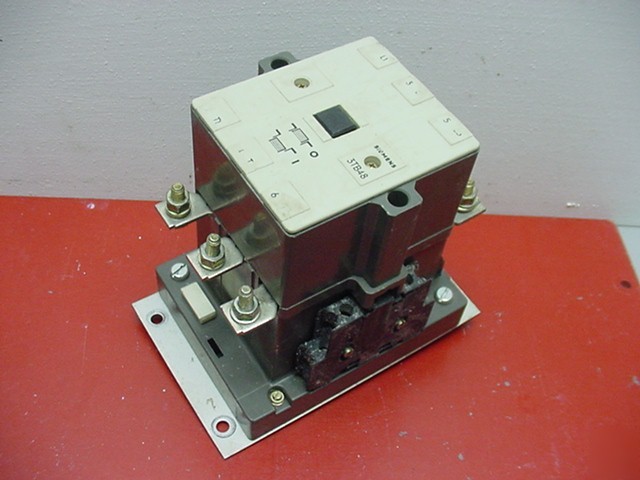 Siemens 3TB48 contactor 3 pole 100 amp 110-132 v coil