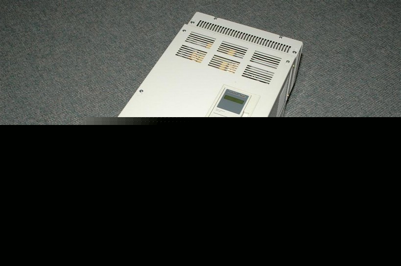 Yaskawa / magnetek GPD506V-B041 30HP 460V ac drive