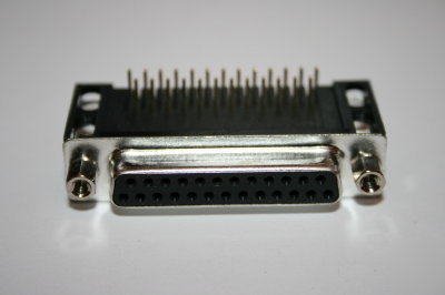25 way d type female right angle BLB170