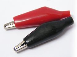 2X miniature crocodile clips red / black