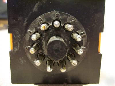 Current control relay ir.t syrelec / crouzet 