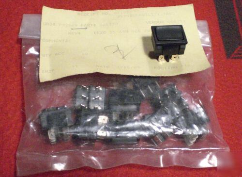 Electronic components, resistors, capacitors, vintage? 