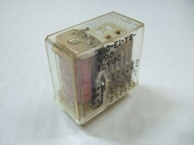 New amf potter & brumfield R10-E1-Y6-V90 relay 12V 2A 
