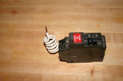 New ge 20 amp gfi breaker ( )