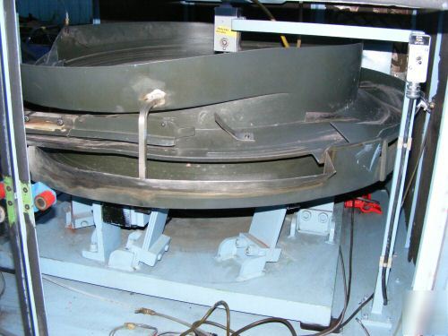 Vibratory feeder, production, bowl, system, complete 
