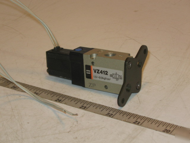 New smc 3 port solenoid valve VZ412-3G-01