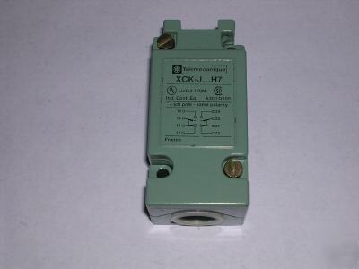 New telemecanique metal limit switch body, xck-j...H7