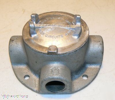 Crouse hinds gufx 26 explosion proof 4 port conduit box