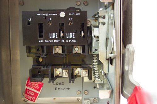 Ge 30 amp stainless fuseable disconnect safety switch