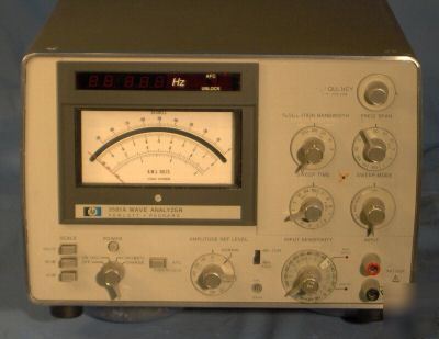 Hewlett packard hp 3581A wave analyzer