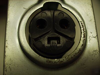 Russell stoll russellstoll receptacle 15 amp 480 volt 