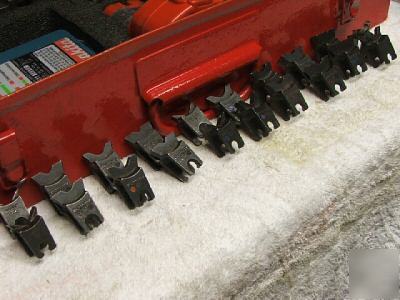Burndy BCT500 hydraulic cable crimper with 10 dies