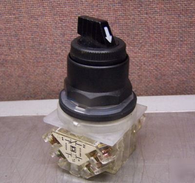 Square d 9001-SKS88B 4 position sel switch with 9001KA1