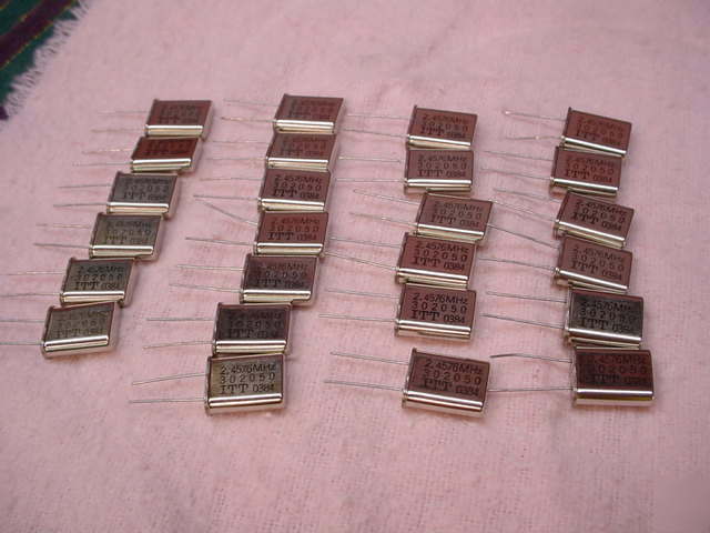 25 pieces itt 0384 crystal diodes 2.4576 mhz #302050