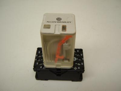 Allen bradley ice cube relay 700-HA33Z24