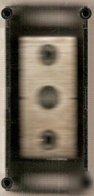 Ferraz shawmut 67051 1P power distribution block